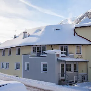 Gruber Apartment