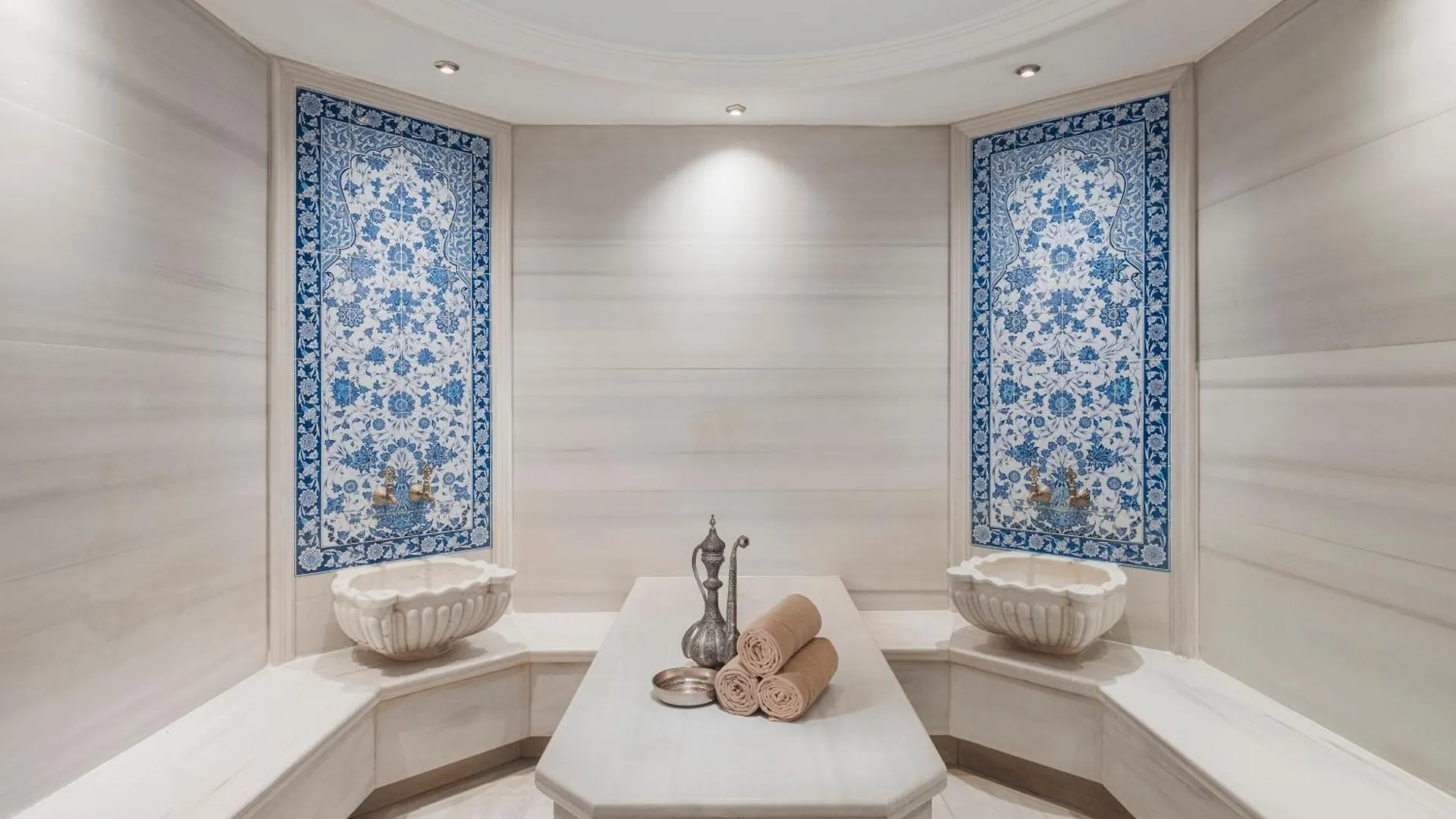 Selectum City Atasehir Istanbul 5*,